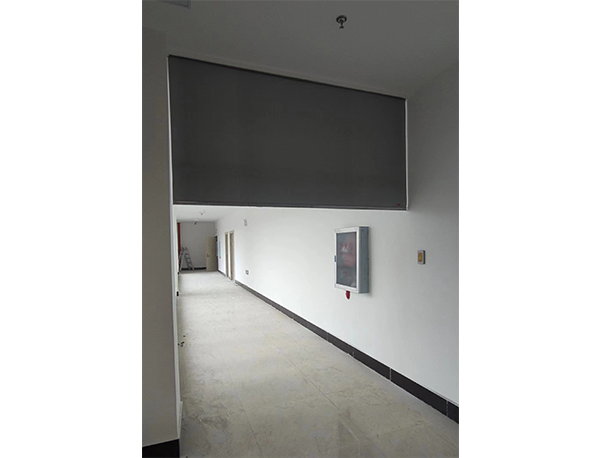 電動(dòng)擋煙垂壁